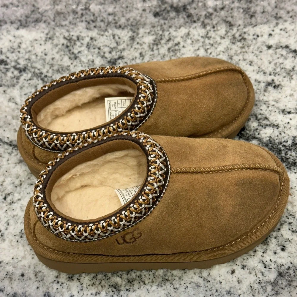 UGG plush slip
